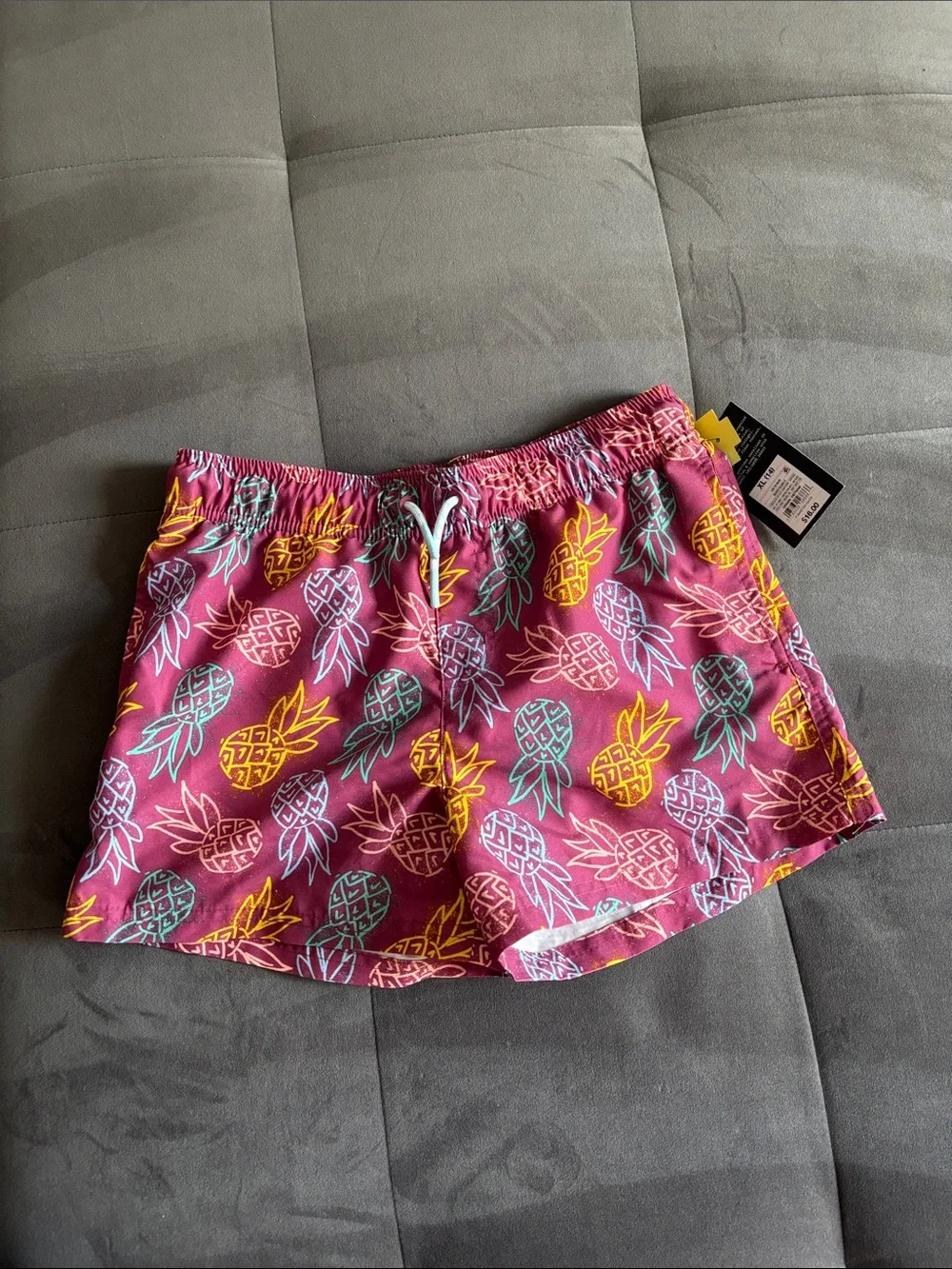 NWT Boys Pineapple Print Swim Trunks Pink Tropical Swim Shorts‎ Size XL 14